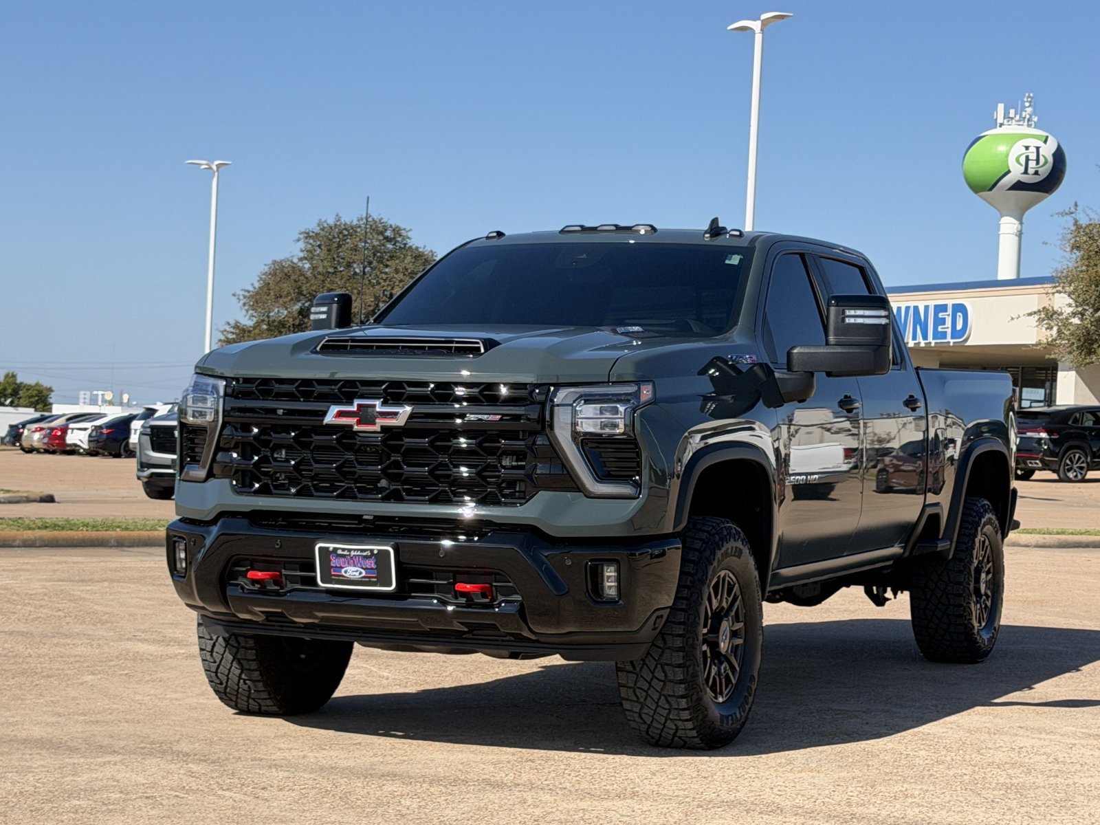 Used 2026 Chevrolet Silverado 2500 ZR2 AWD/4WD image 8