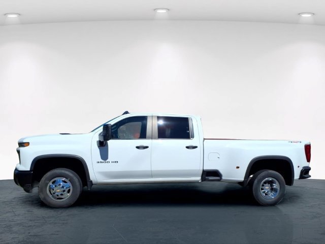 Used 2024 Chevrolet Silverado 3500 W/T AWD/4WD image 5