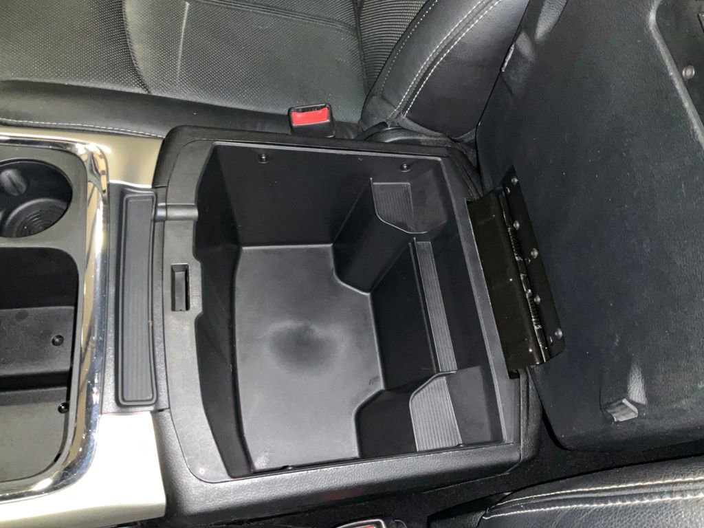 Used 2018 RAM 1500 Laramie w/ Convenience Group AWD/4WD image 25