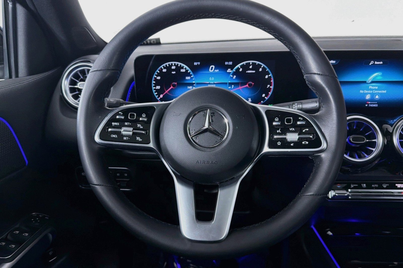 Used 2023 Mercedes-Benz GLB 250 image 20