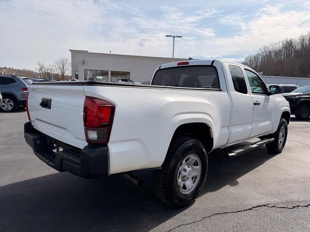 Used 2019 Toyota Tacoma SR RWD image 4
