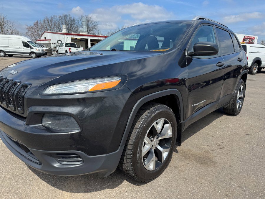 Used 2016 Jeep Cherokee Sport w/ Cold Weather Group AWD/4WD image 9