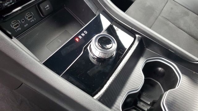 Certified 2024 Jeep Grand Cherokee L Altitude image 17