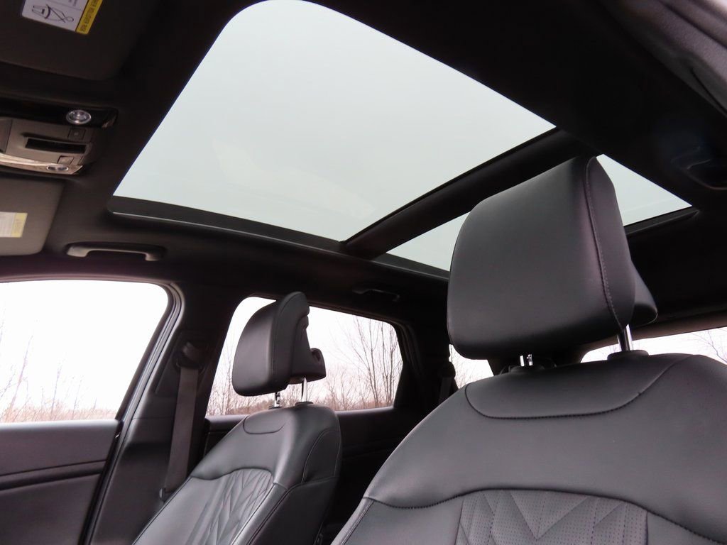 Certified 2023 Kia Sportage X-Line w/ X-Line Premium Package image 5