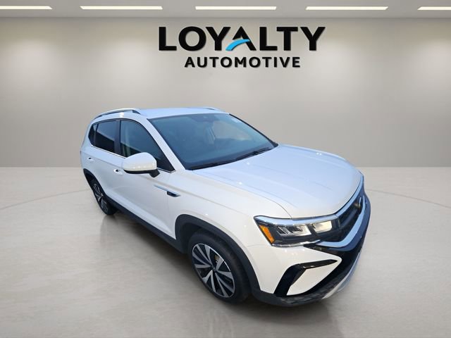 Used 2024 Volkswagen Taos SE image 8