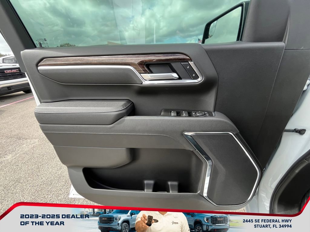 New 2026 GMC Sierra 1500 Elevation image 23