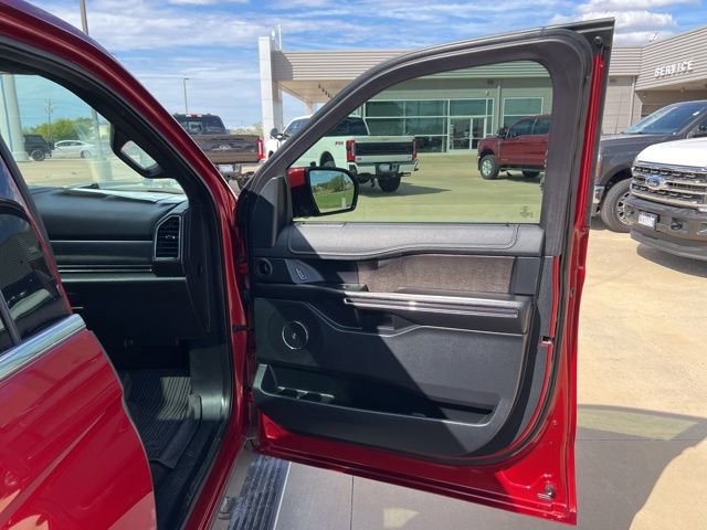 Used 2018 Ford Expedition Max Limited w/ Equipment Group 302A image 41