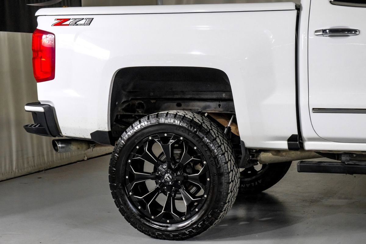 Used 2018 Chevrolet Silverado 1500 LTZ Z71 w/ LTZ Plus Package AWD/4WD image 6