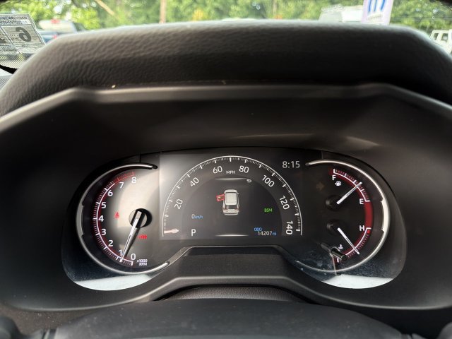 Used 2024 Toyota RAV4 LE AWD/4WD image 19