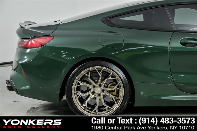 Used 2022 BMW M8 Competition w/ M Carbon Exterior Package AWD/4WD image 19