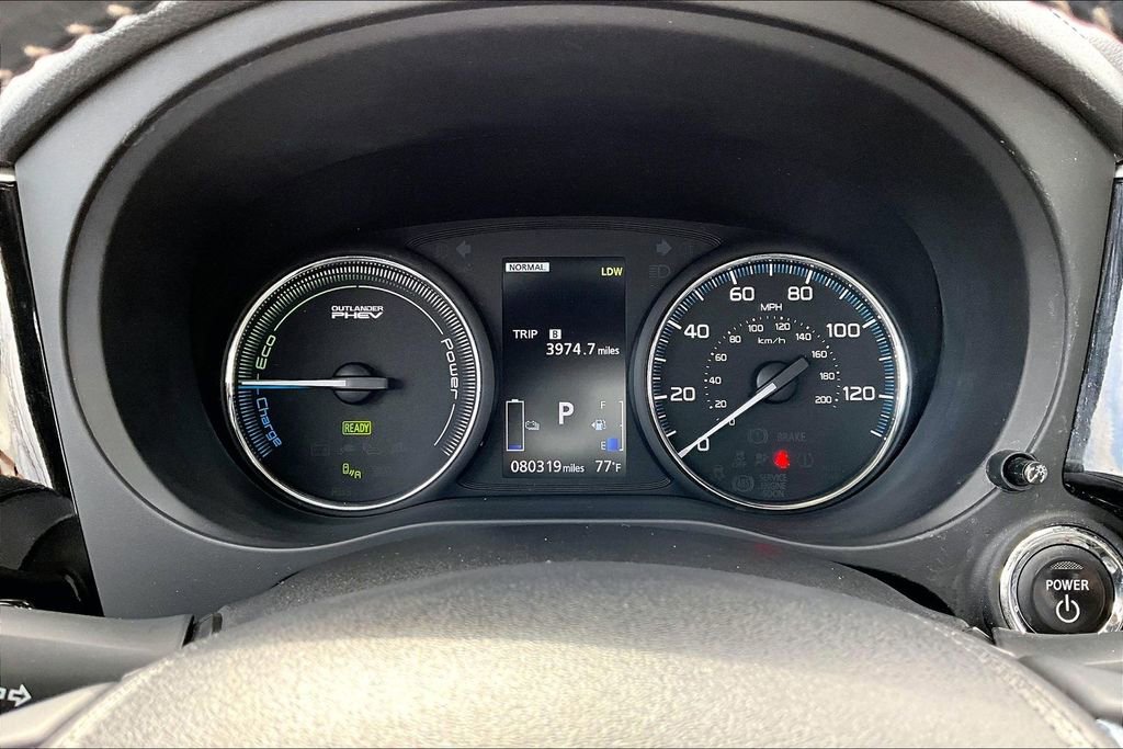 Used 2018 Mitsubishi Outlander GT image 12