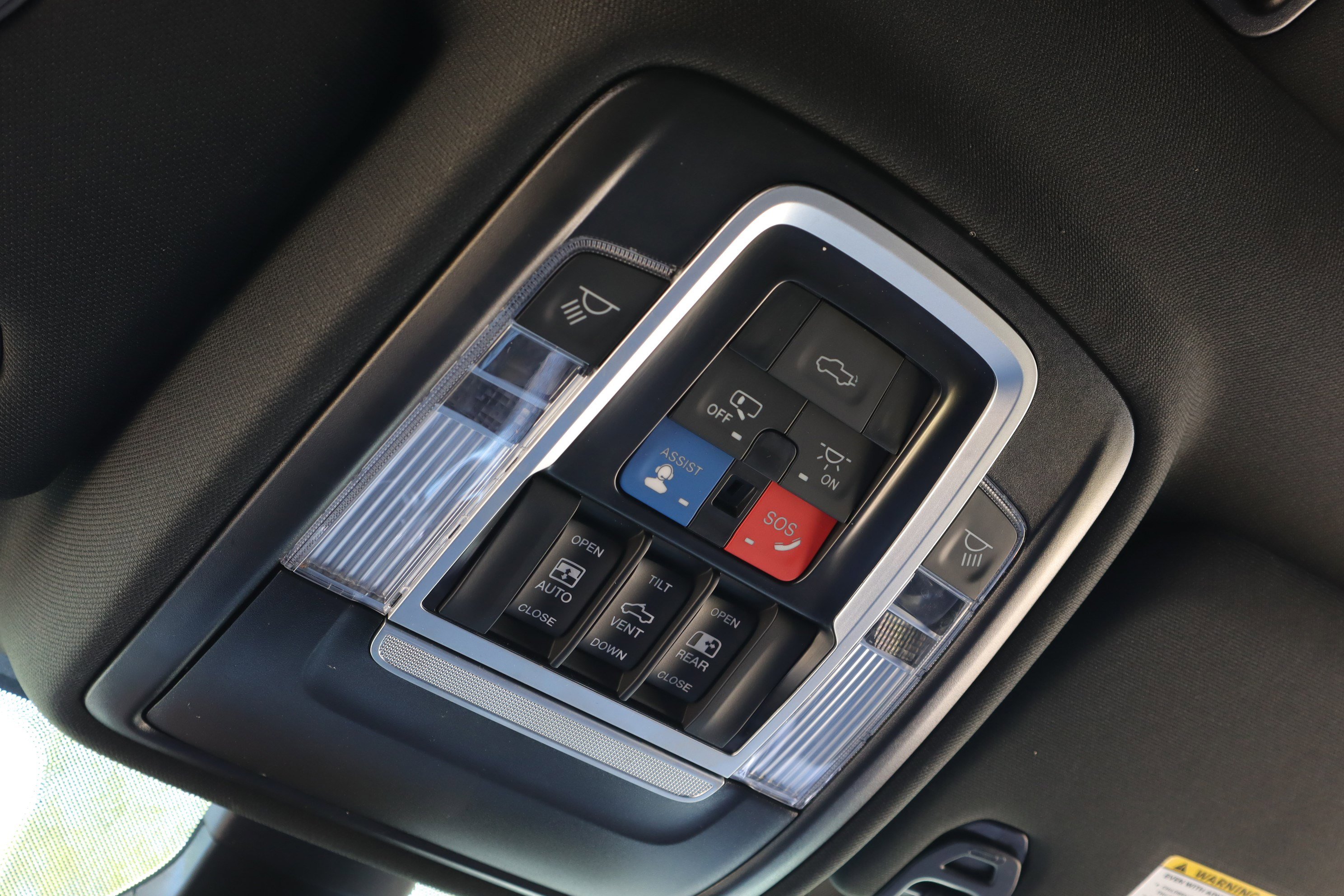 Used 2024 RAM 2500 Laramie w/ Night Edition image 23