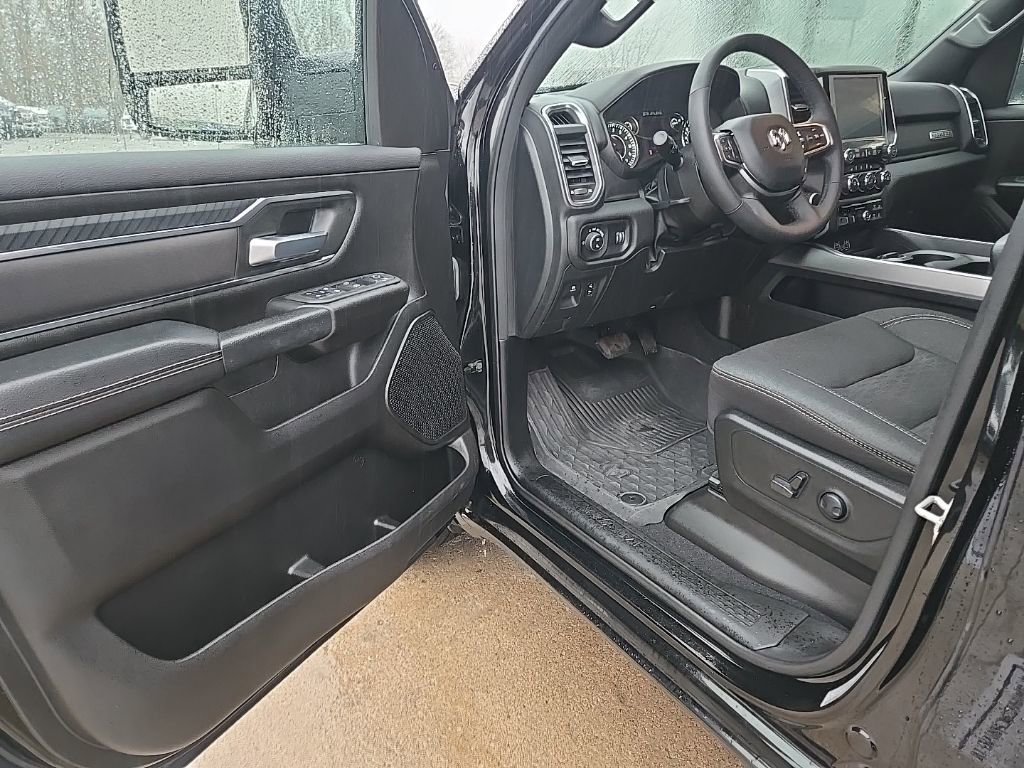 Used 2025 RAM 1500 Big Horn image 35