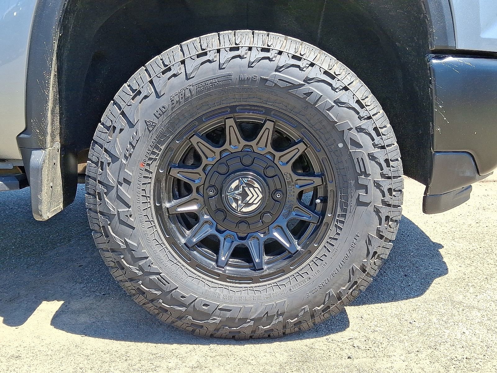 Used 2024 Chevrolet Silverado 2500 W/T w/ WT Convenience Package AWD/4WD image 9