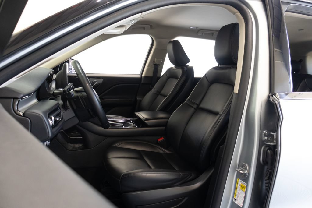 Used 2023 Lincoln Aviator AWD image 20