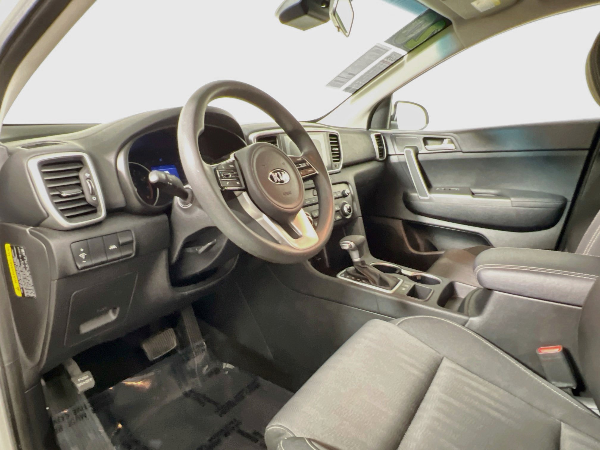 Used 2020 Kia Sportage LX FWD image 30