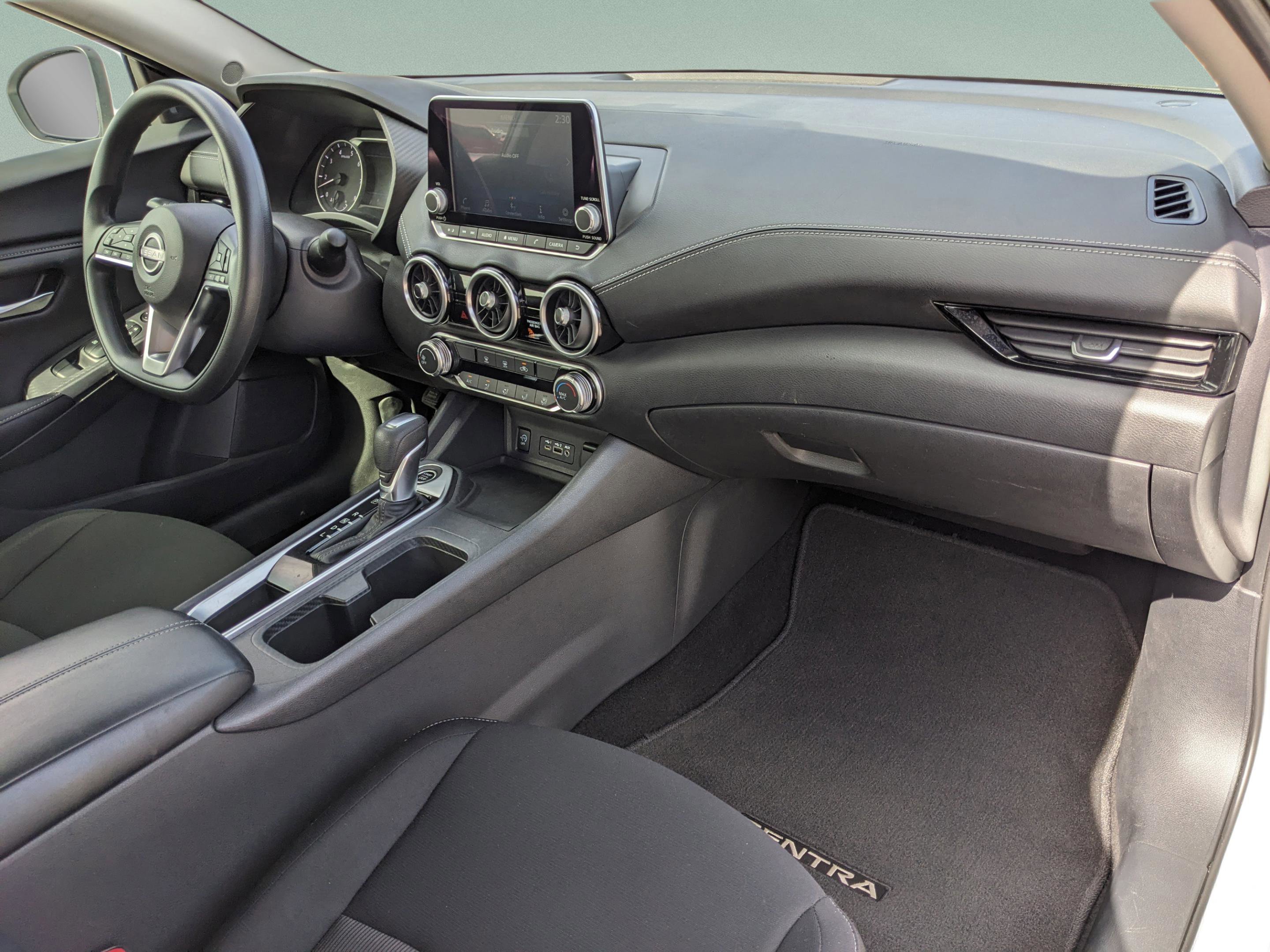 Used 2024 Nissan Sentra SV image 10