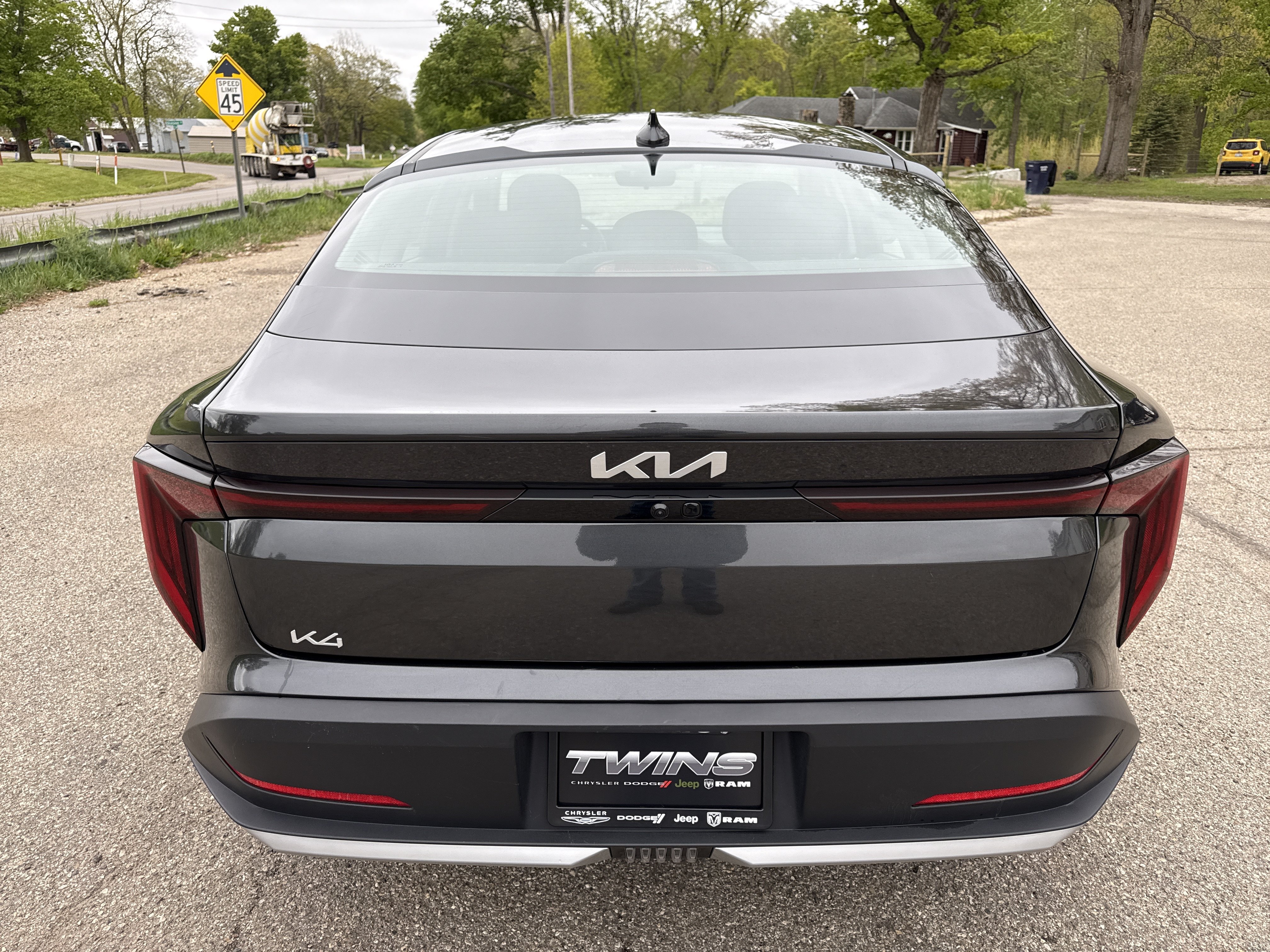 Used 2025 Kia K4 FWD image 4