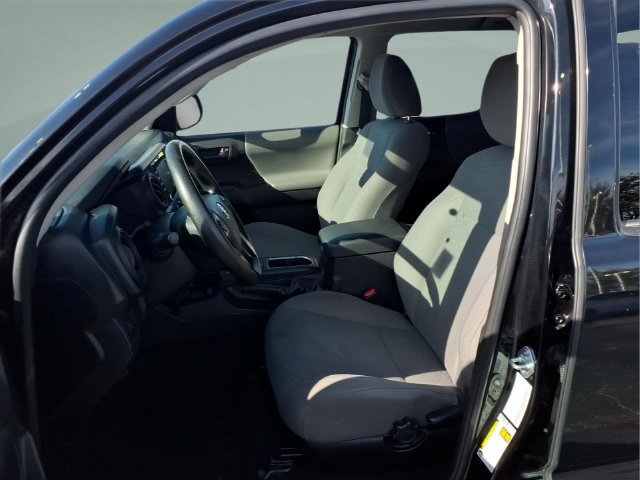 Used 2023 Toyota Tacoma SR AWD/4WD image 31