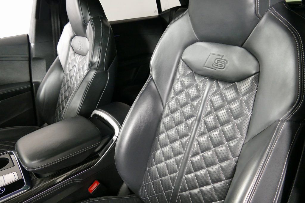 Used 2023 Audi SQ8 Prestige image 16
