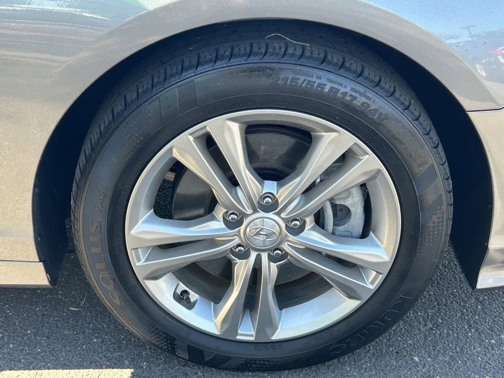 Used 2018 Hyundai Sonata Limited FWD image 11