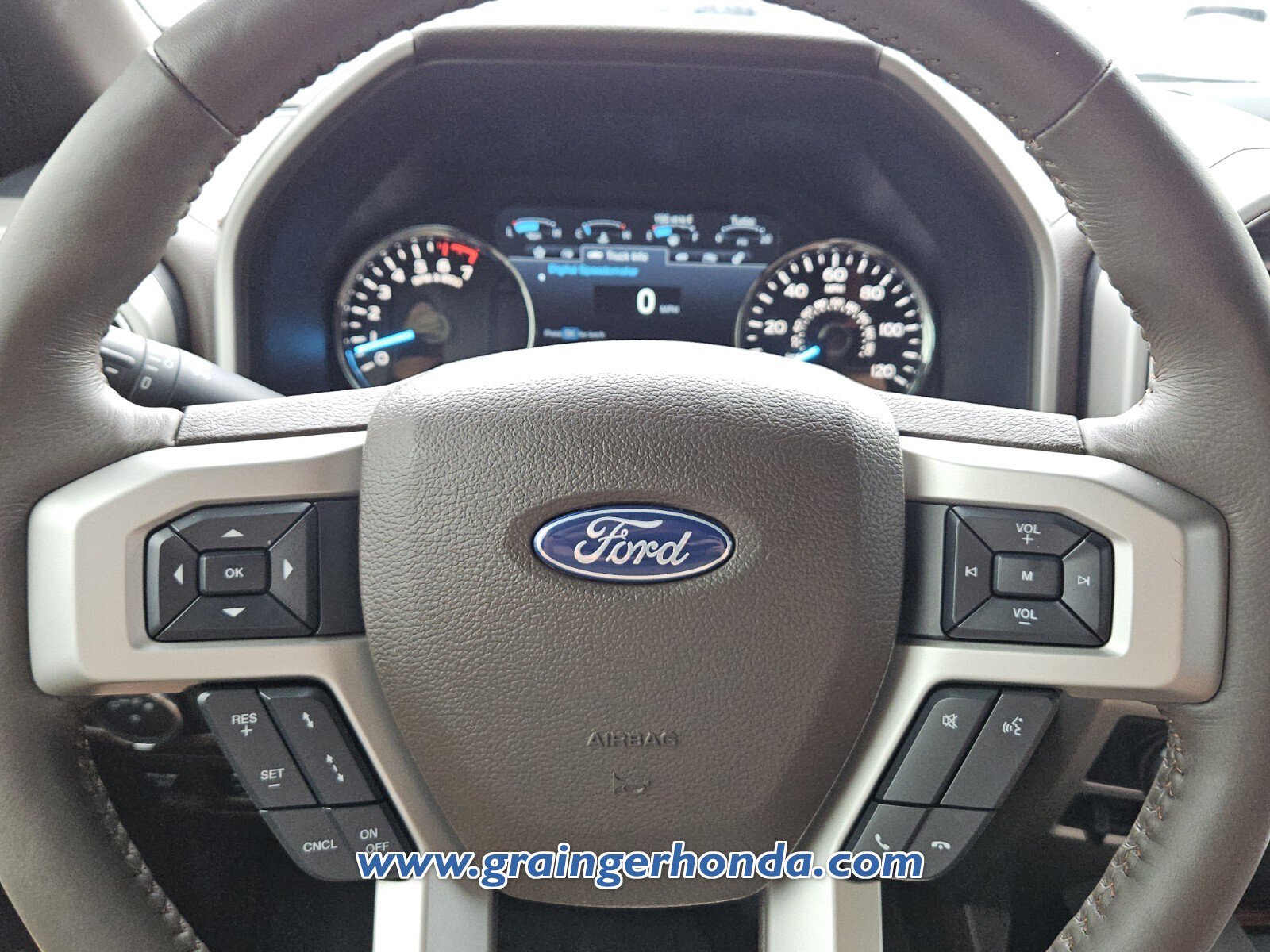 Used 2020 Ford F150 King Ranch w/ Equipment Group 601A Luxury AWD/4WD image 18