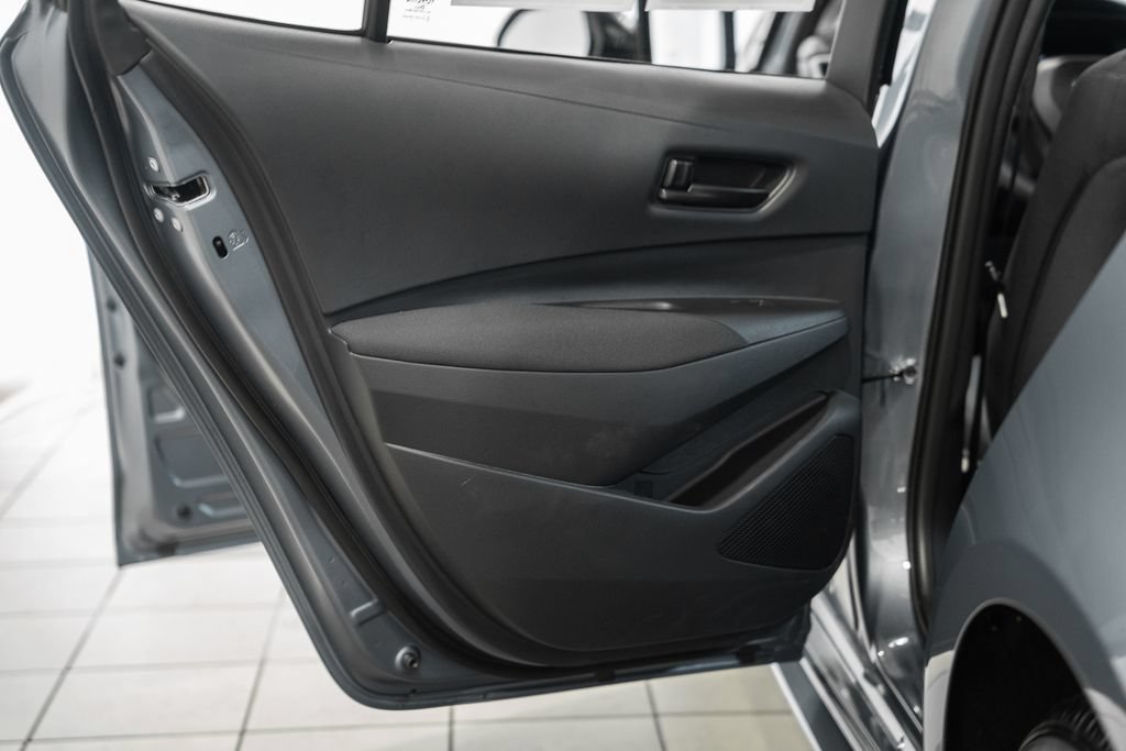 Used 2026 Toyota Corolla LE FWD image 32
