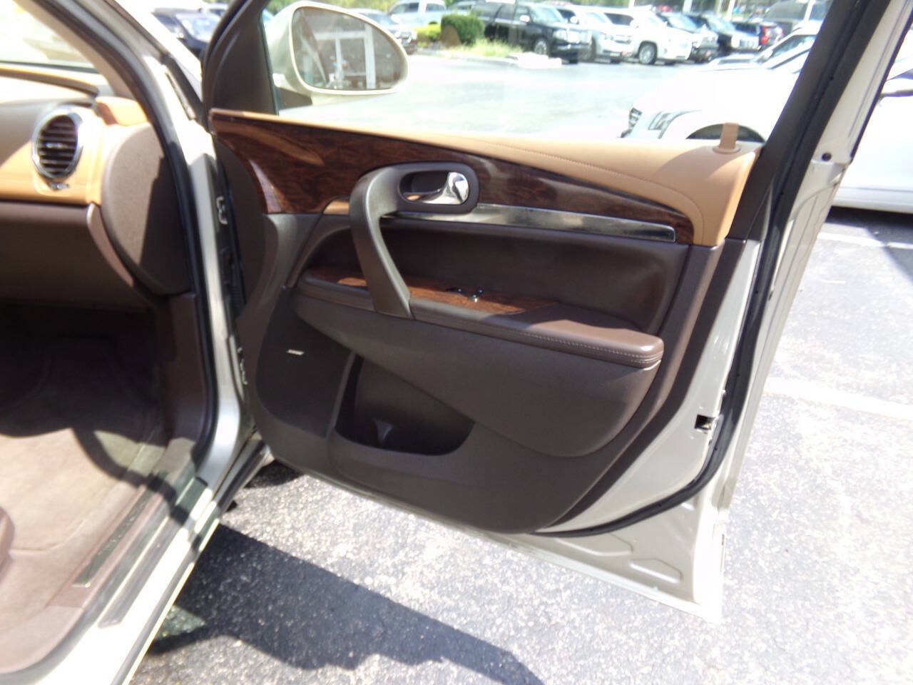 Used 2014 Buick Enclave Leather w/ Trailering Provision Package AWD/4WD image 34