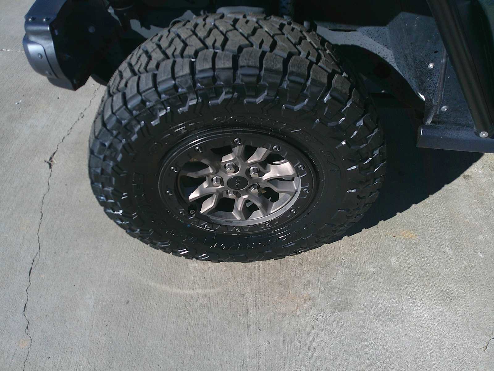 Used 2021 Jeep Wrangler Unlimited Rubicon w/ Trailer Tow Package image 16