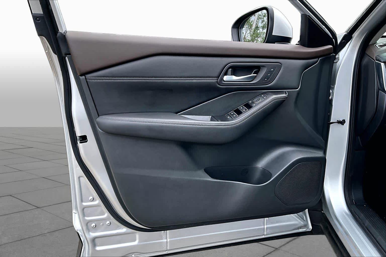 Certified 2022 Nissan Rogue SL FWD image 21