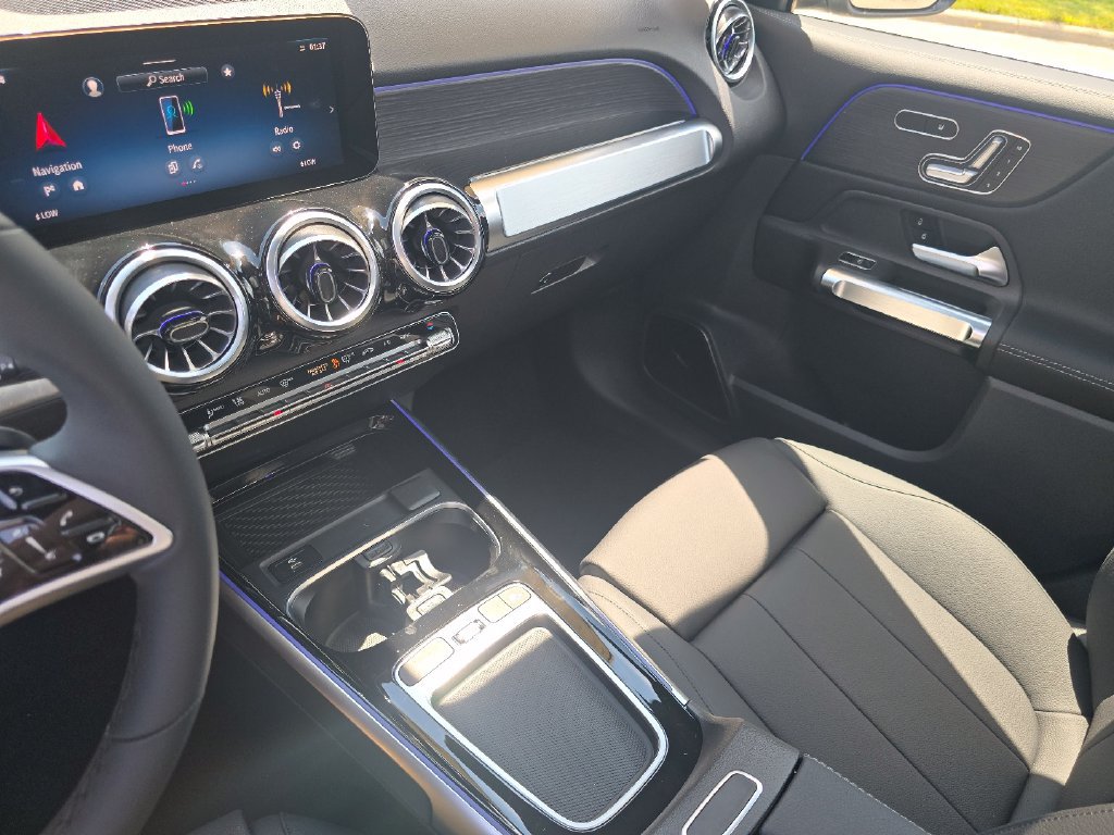 New 2026 Mercedes-Benz GLB 250 4MATIC image 29