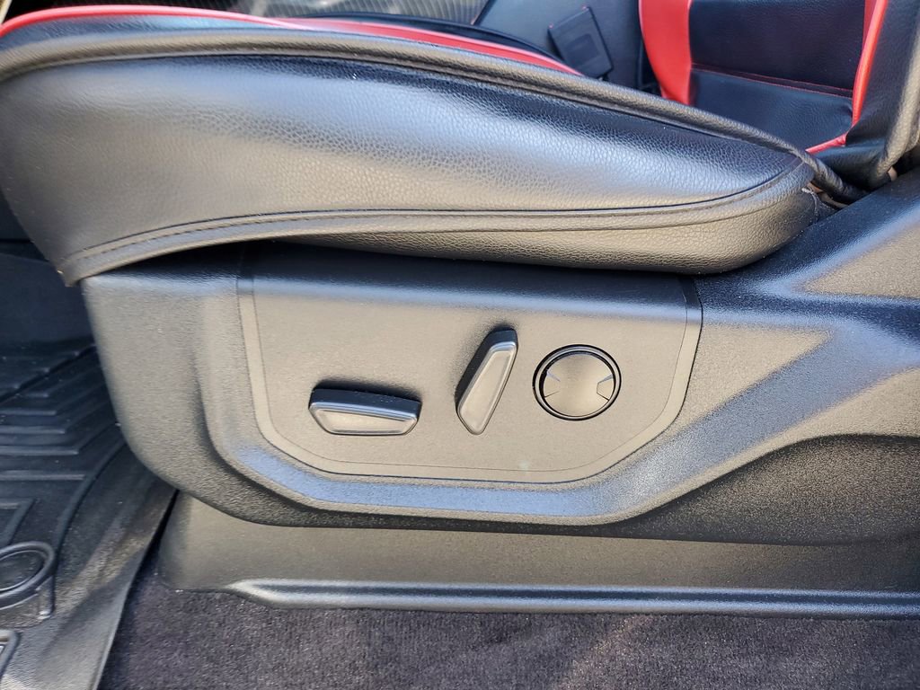 Used 2020 Ford F150 Lariat w/ Equipment Group 502A Luxury image 16