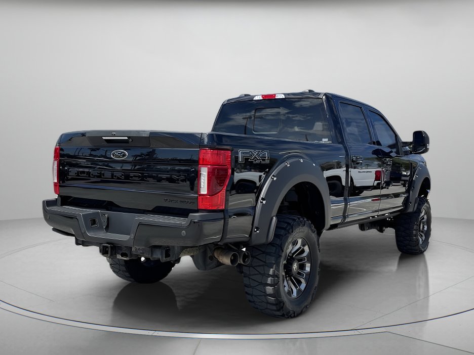 Used 2022 Ford F250 Lariat w/ Black Appearance Package image 3