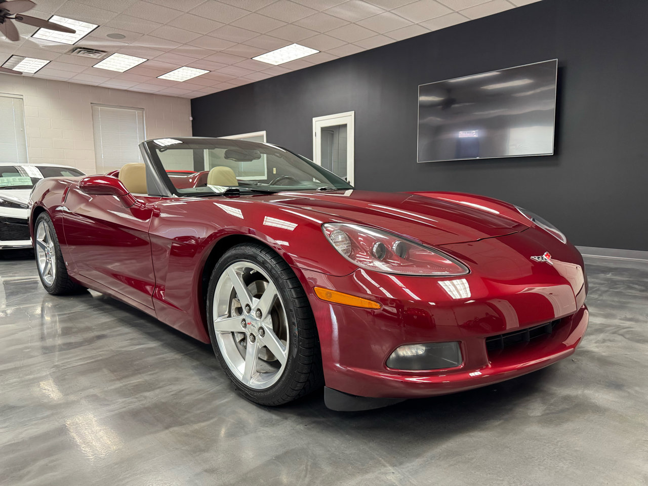 Used 2006 Chevrolet Corvette Convertible w/ Preferred Equipment Group image 4