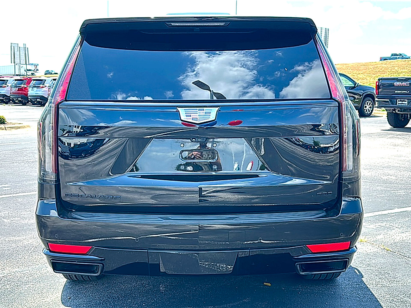 Used 2023 Cadillac Escalade Sport w/ Touring Package RWD image 7