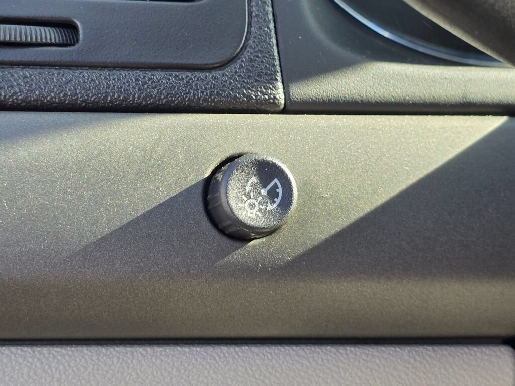 Used 2009 Chevrolet Cobalt LS FWD image 24