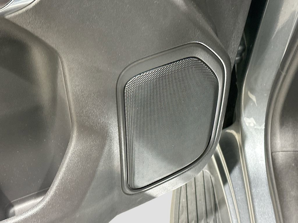 Used 2021 GMC Sierra 1500 SLT RWD image 19
