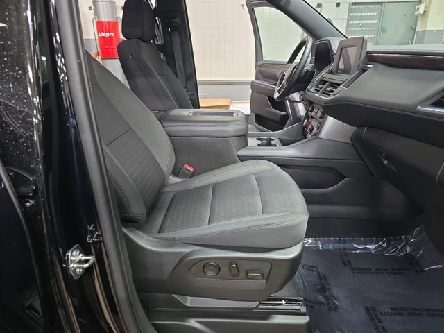 Used 2023 Chevrolet Suburban LS w/ Driver Alert Package image 12