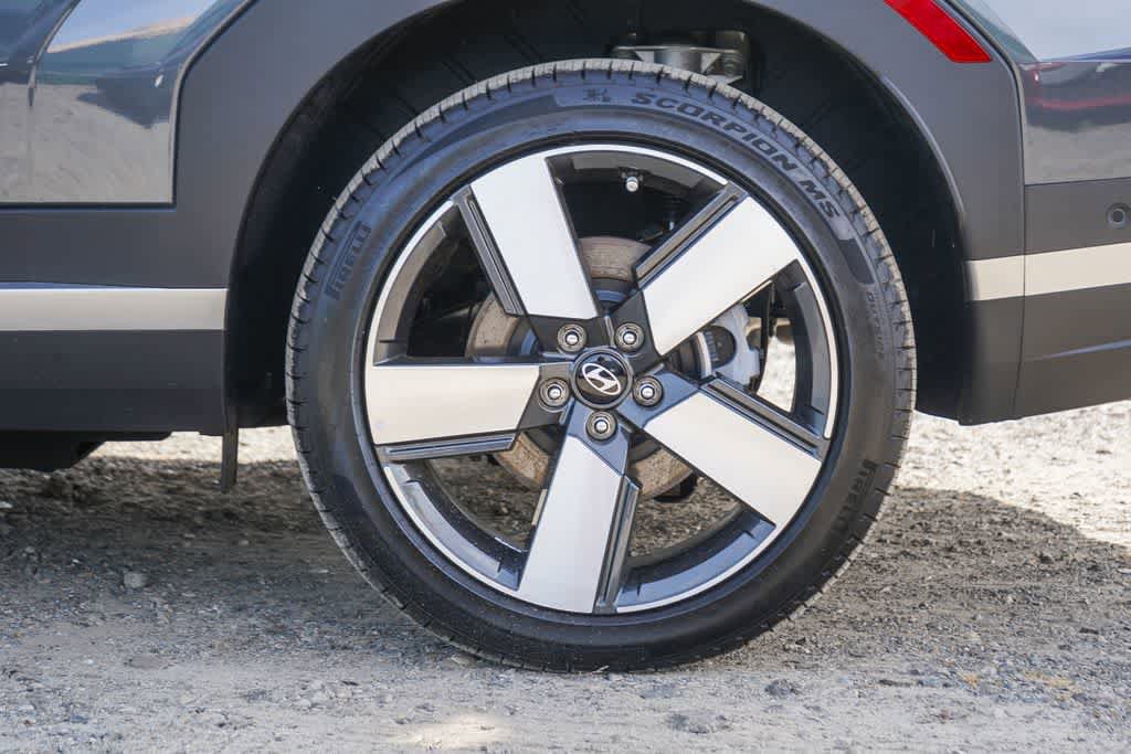 New 2026 Hyundai Santa Fe Limited AWD/4WD image 8