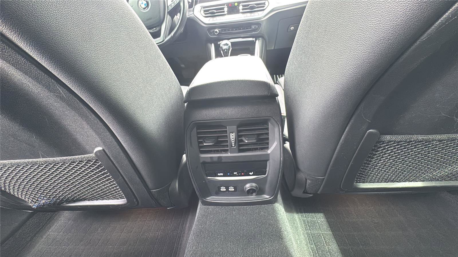Used 2020 BMW 330i xDrive Sedan w/ Premium Package image 25