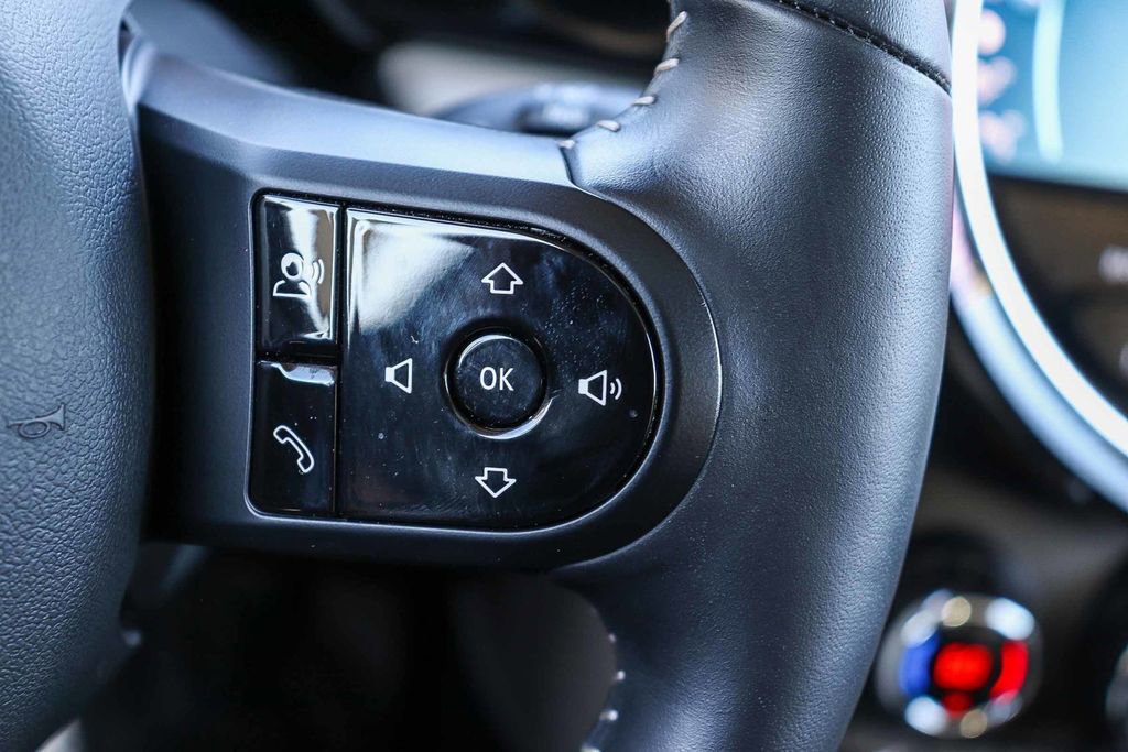 Used 2024 MINI Cooper SE image 28