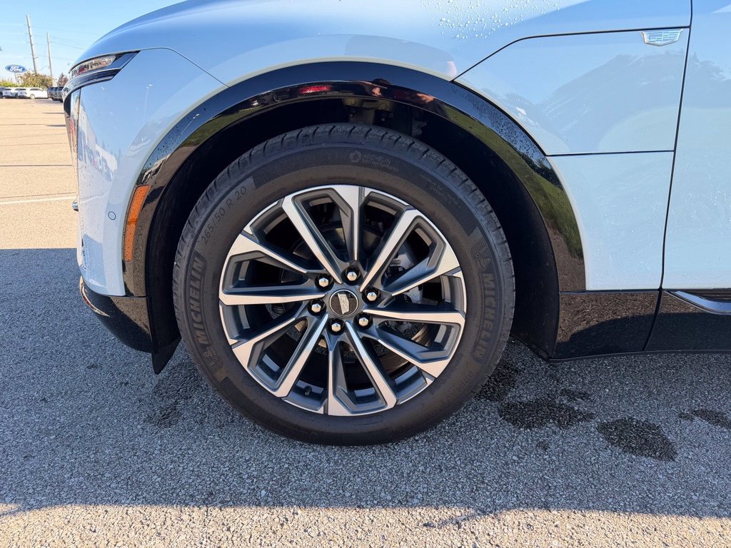 Certified 2024 Cadillac Lyriq Sport AWD/4WD image 16