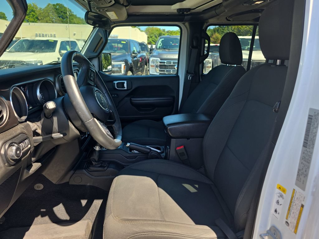 Used 2018 Jeep Wrangler Unlimited Sport S AWD/4WD image 23
