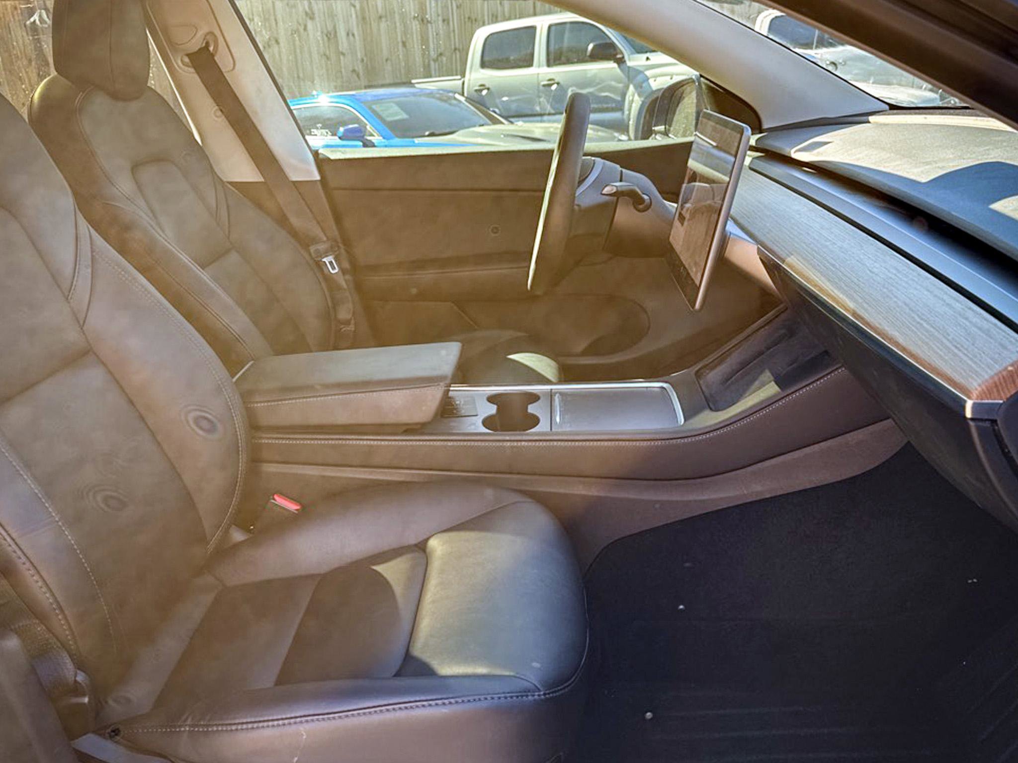 Used 2021 Tesla Model Y Performance image 29