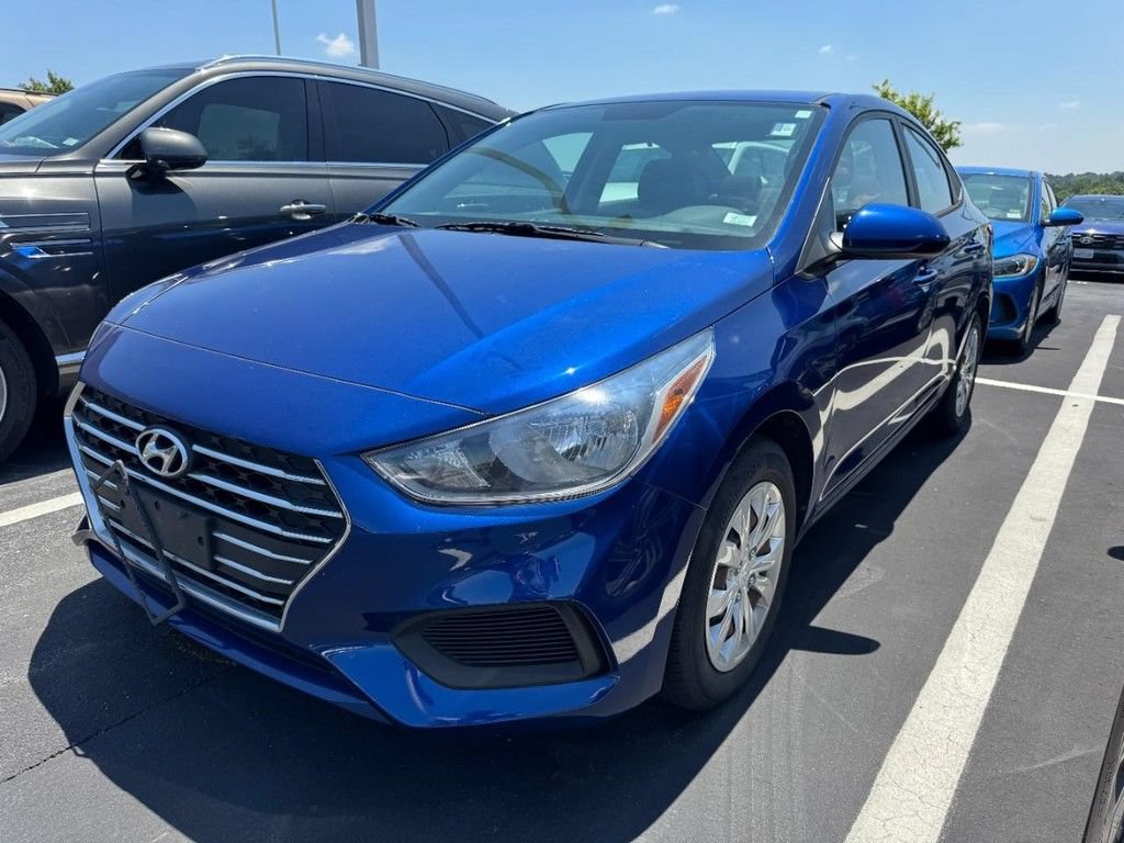 Certified 2022 Hyundai Accent SE FWD image 3