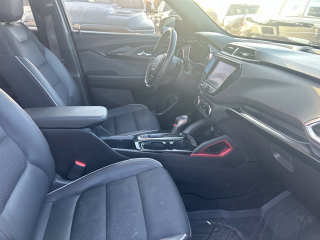 Used 2022 Chevrolet TrailBlazer RS w/ Sun and Liftgate Package AWD/4WD image 7
