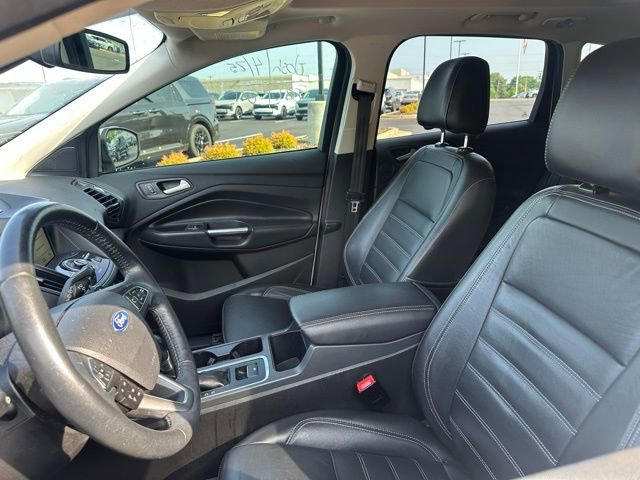 Used 2017 Ford Escape Titanium AWD/4WD image 10