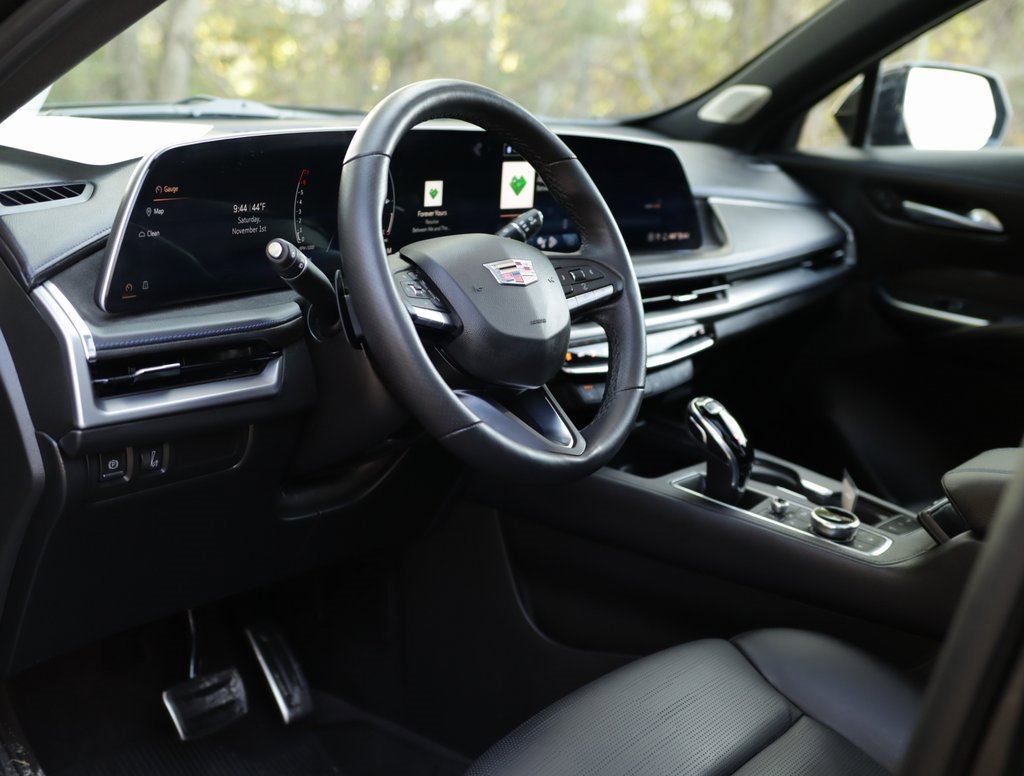 Certified 2024 Cadillac XT4 Sport image 9