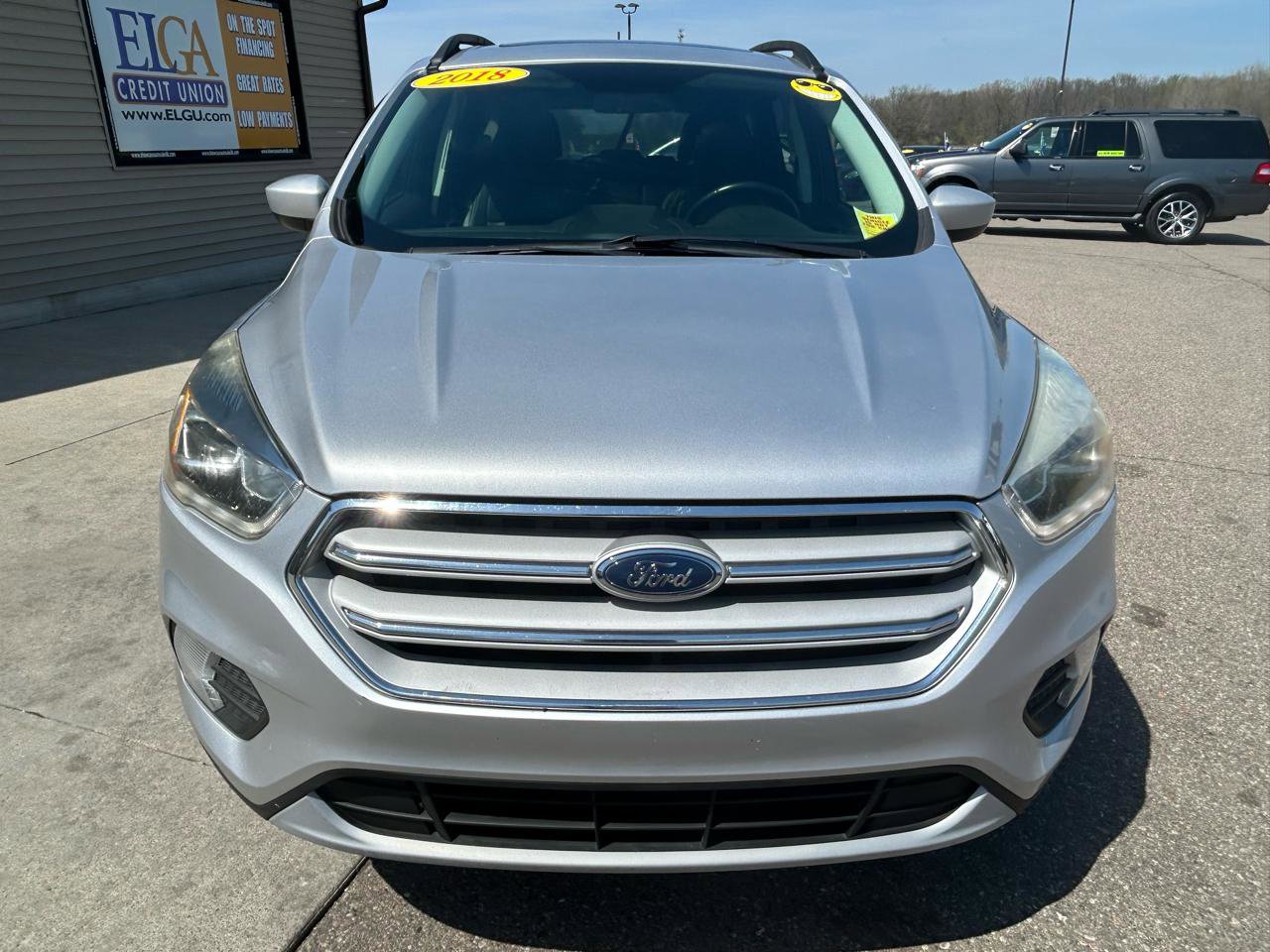 Used 2018 Ford Escape SEL w/ Canadian Touring Package AWD/4WD image 2