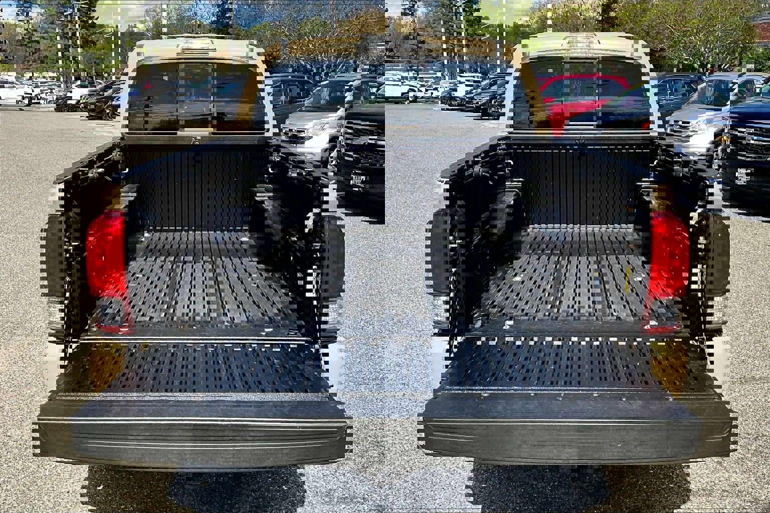 Used 2016 Toyota Tacoma TRD Sport w/ Towing Package image 28